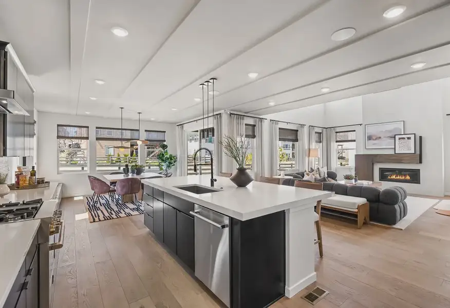 Cameron Model Kitchen, Dining + Great Room - 5 of 20