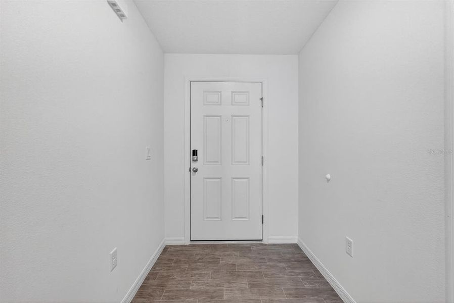 Spacious, unfurnished interior of a new home in Palm Coast, Palm Coast (Image 23).