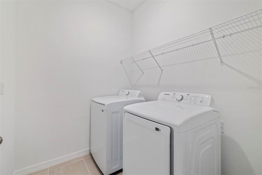 Furnished interior view inside a new home in Hodges Reserve, Howey-in-the-Hills (Image 4).