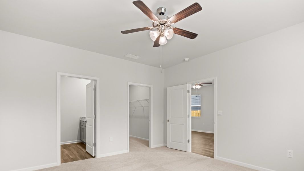 Spacious, unfurnished interior of a new home in Captain's Corner, Grovetown (Image 18).