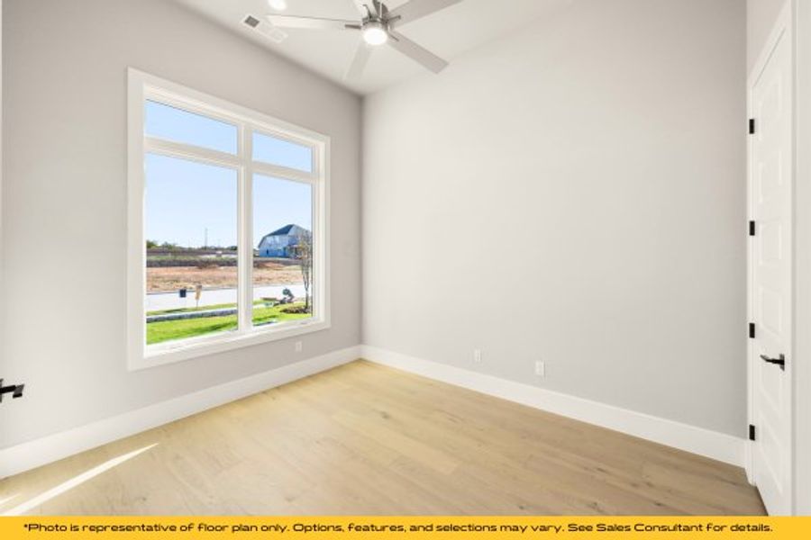 Representative unfurnished interior of a home built from the Tahoe by Stonefield Homes in Heath Golf and Yacht Club, Rockwall (Image 24).