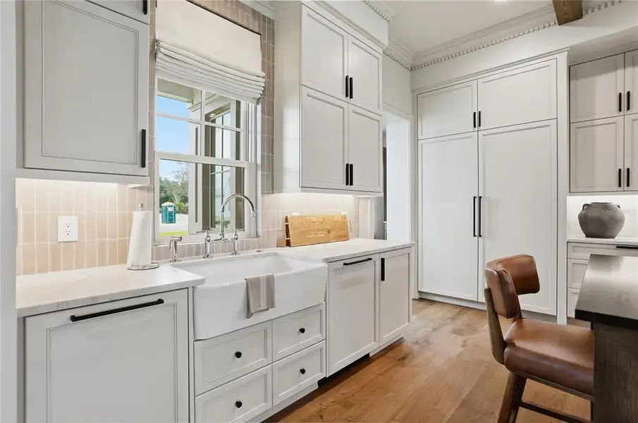 Furnished interior view inside a new home in , Oakland (Image 14).
