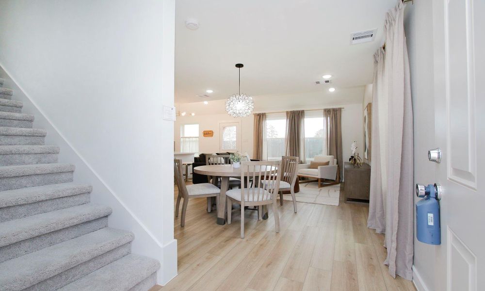 Furnished interior view inside a new home in , Conroe (Image 9).