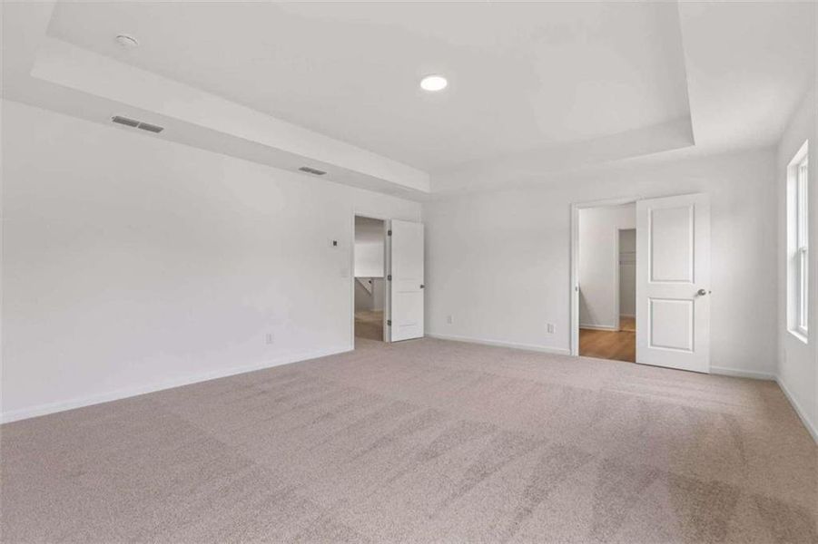 Spacious, unfurnished interior of a new home in , Locust Grove (Image 14).