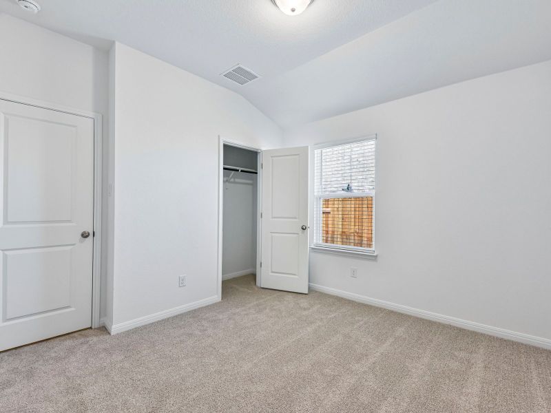 Spacious, unfurnished interior of a new home in Colony at Cole Springs - Boulevard Collection, Buda (Image 11).