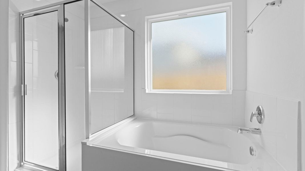 Close-up of interior finishes inside a home in Caldwell Crossing, Iowa Colony (Image 9).