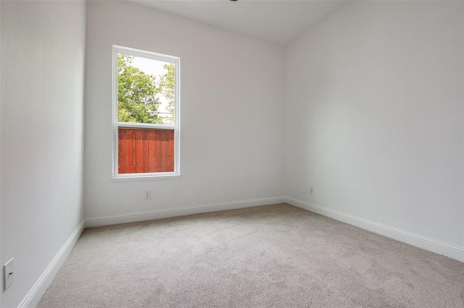 Spacious, unfurnished interior of a new home in , Waxahachie (Image 20).