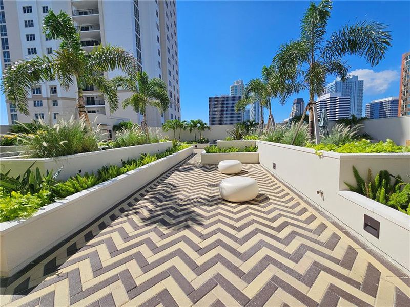 Front exterior of a new home in , St. Petersburg, FL, highlighting curb appeal (Image 24).