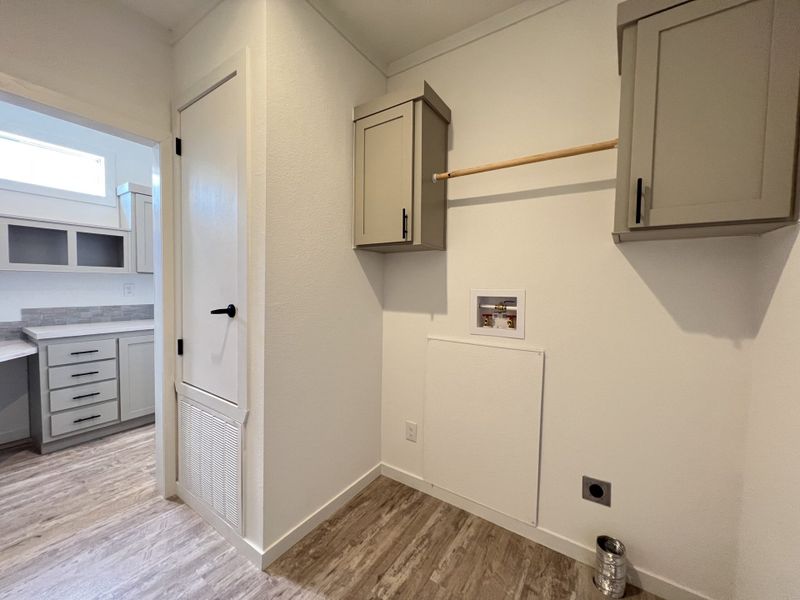 Image 14 of a home in Harston Woods. Image 14 of a home in Harston Woods.