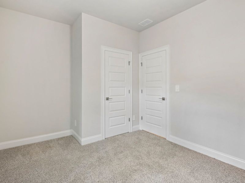 Spacious, unfurnished interior of a new home in Hemingway - Reserve Series, Cumming (Image 16).