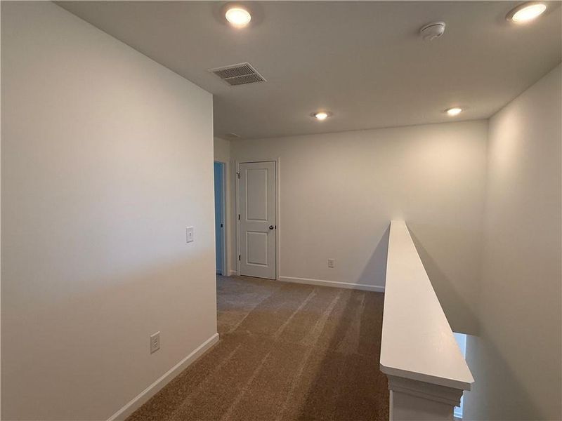 Spacious, unfurnished interior of a new home in Leydenview, Mableton (Image 26).