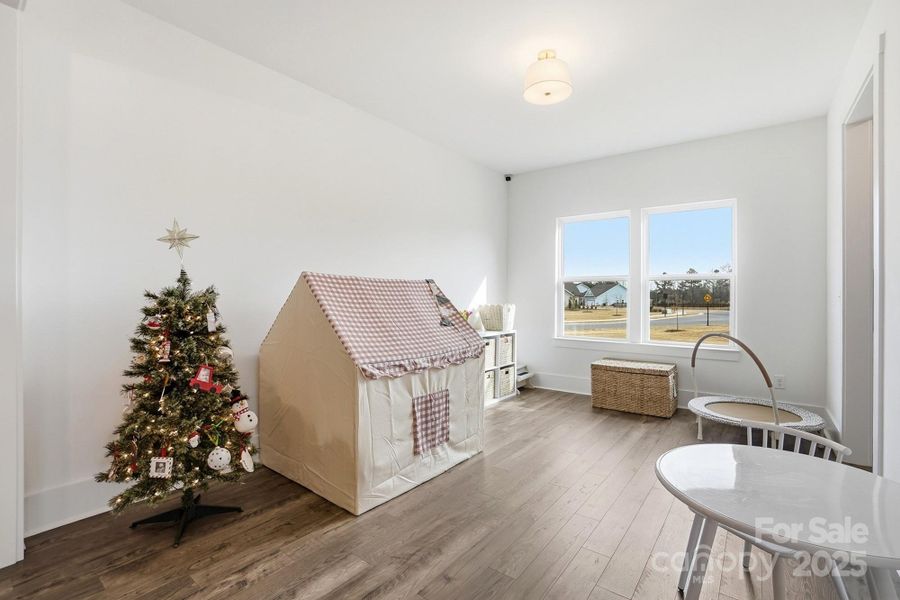 Dining Room/Bonus Room