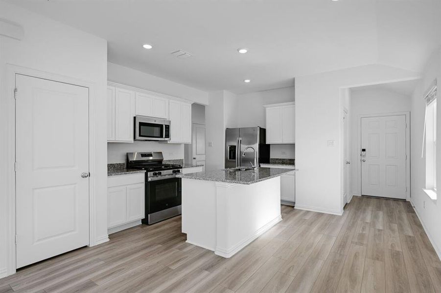 2779 Kyle Drive ~ Ready Now!