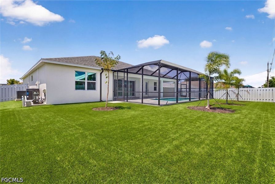 Exterior details and patio area of a home in Cape Coral, Cape Coral (Image 14).
