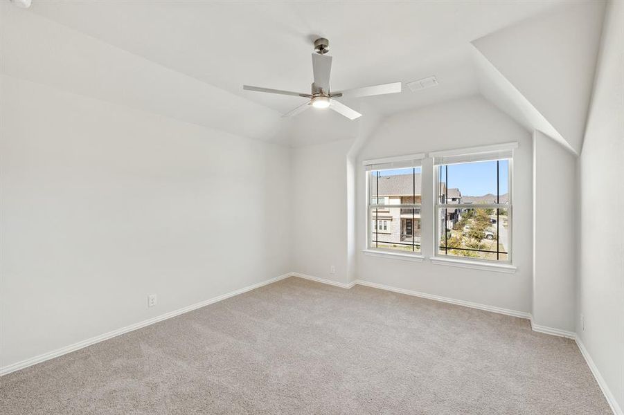 Spacious, unfurnished interior of a new home in Union Park Classic 60, Little Elm (Image 38). Spacious, unfurnished interior of a new home in Union Park Classic 60, Little Elm (Image 38).