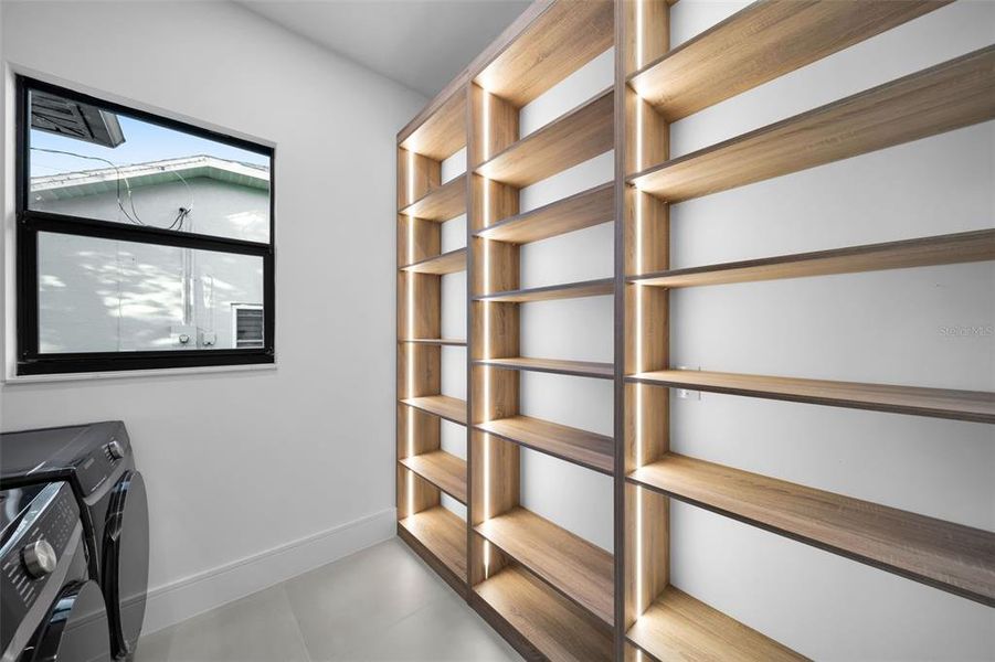 Close-up of interior finishes inside a home in , Cape Coral (Image 20).