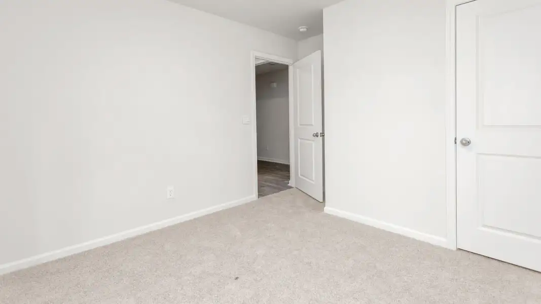 Spacious, unfurnished interior of a new home in Madison Gardens, Lexington (Image 18).