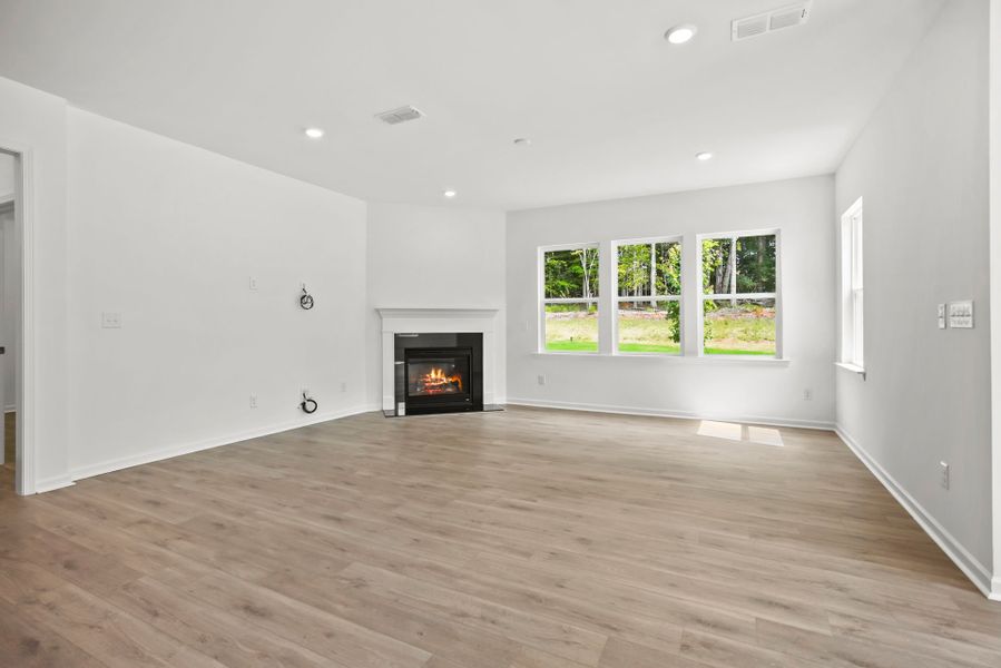 Spacious, unfurnished interior of a new home in Michaux Gardens, Belmont (Image 95).