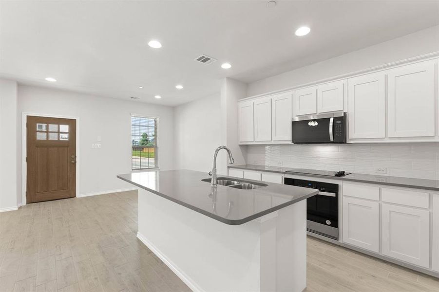 4507 Avion-Kitchen-3