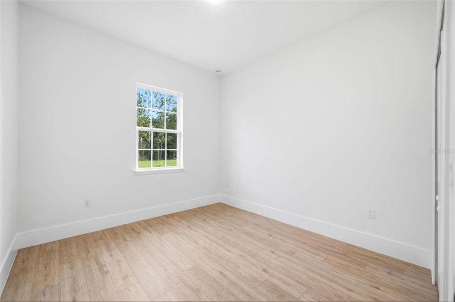 Spacious, unfurnished interior of a new home in , Ocala (Image 15).