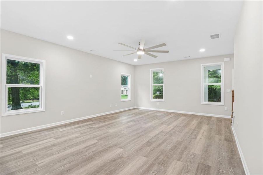 Spacious, unfurnished interior of a new home in , Stockbridge (Image 23).