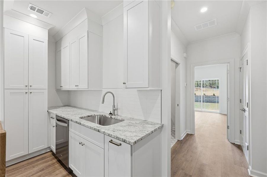 Furnished interior view inside a new home in , Gainesville (Image 10).