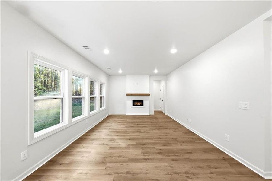 Spacious, unfurnished interior of a new home in , Whitesburg (Image 32).