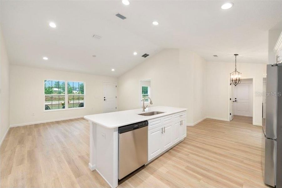 Furnished interior view inside a new home in , Ocklawaha (Image 4).