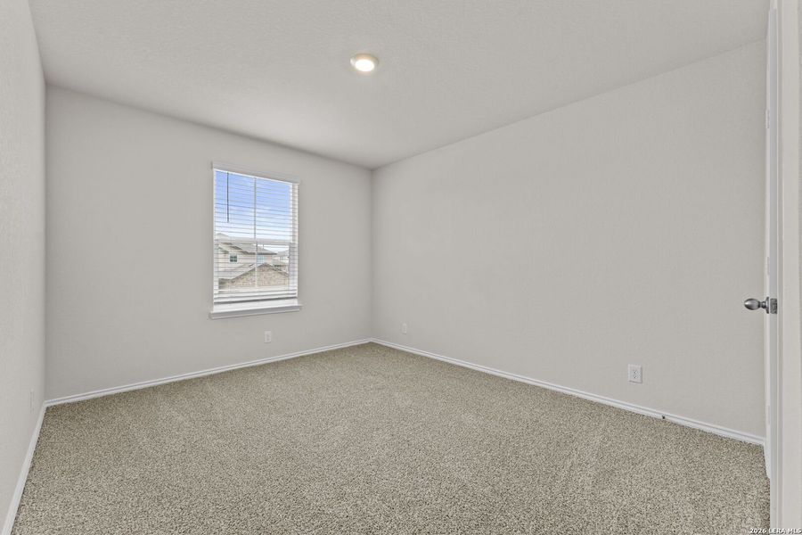 Spacious, unfurnished interior of a new home in Redbird Ranch, San Antonio (Image 12).