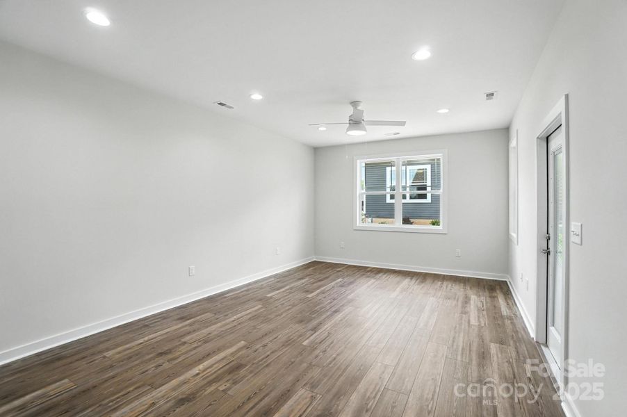Spacious, unfurnished interior of a new home in , Hickory (Image 17).