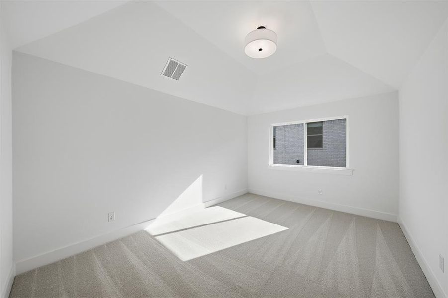 Spacious, unfurnished interior of a new home in Estates at Rockhill, Frisco (Image 23).