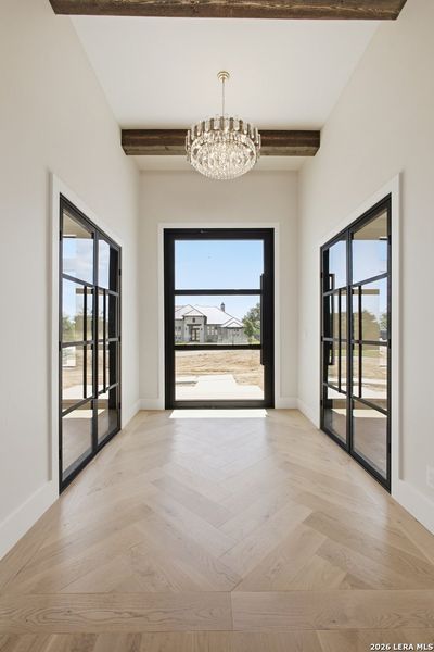 Spacious, unfurnished interior of a new home in , San Antonio (Image 30).