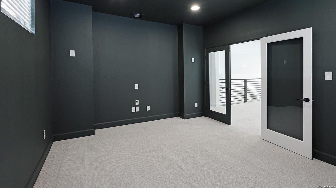 Spacious, unfurnished interior of a new home in The Dominion, San Antonio (Image 21).