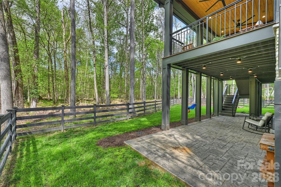 Exterior details and patio area of a home in , Charlotte (Image 26).