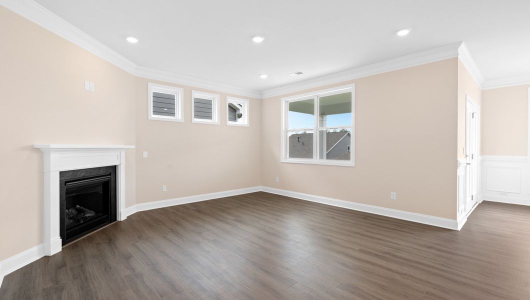 Representative unfurnished interior of a home built from the Bristol by D.R. Horton in The Villas at Pine Valley, Boiling Springs (Image 16).
