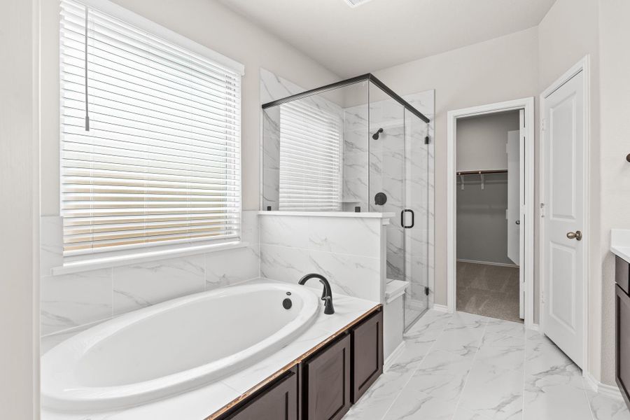 Furnished interior view inside a new home in Candela, Richmond (Image 12).