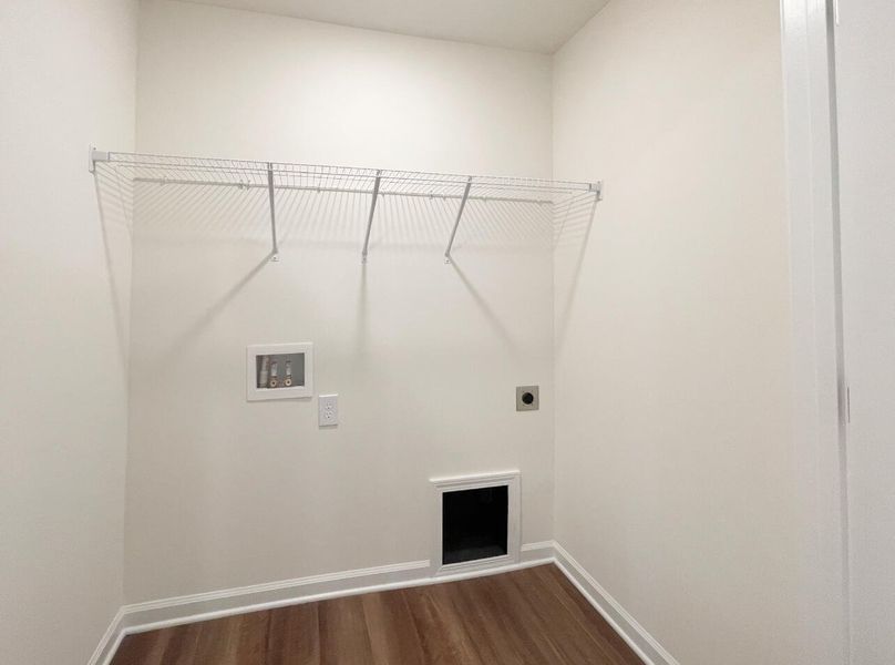 Image 24 of a home in Bellevue Townhomes.