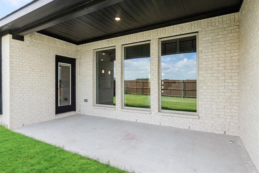 Image 39 of a home in The Oaks. Image 39 of a home in The Oaks.