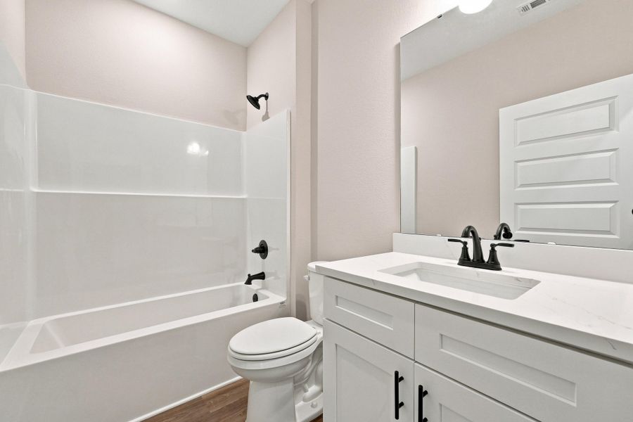 2828 blackbird ct-12