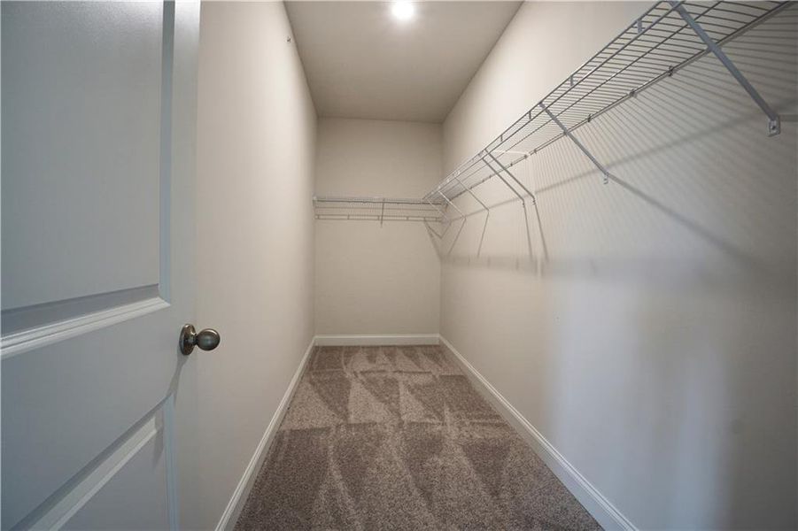 Spacious, unfurnished interior of a new home in , Marietta (Image 17).