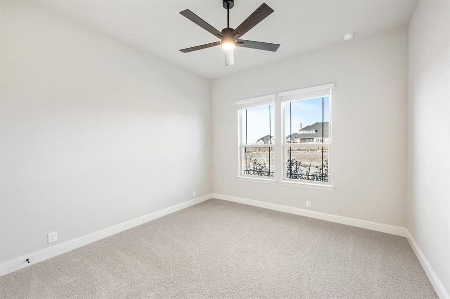 Spacious, unfurnished interior of a new home in Villages of Walnut Grove, Midlothian (Image 31).