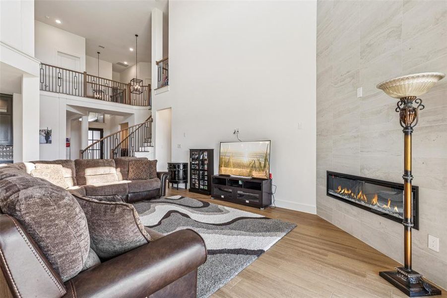 Furnished interior view inside a new home in Cambridge Estates, Prosper (Image 27). Furnished interior view inside a new home in Cambridge Estates, Prosper (Image 27).