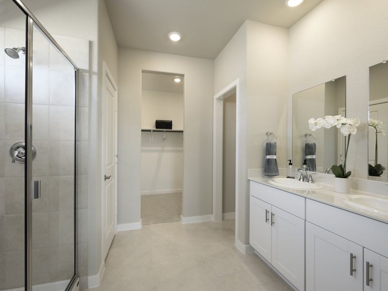 Furnished interior view inside a new home in Southridge, Princeton (Image 8).