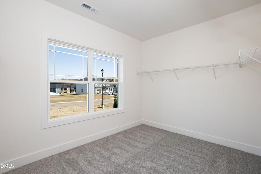Spacious, unfurnished interior of a new home in Jackson Ridge, Pikeville (Image 18).