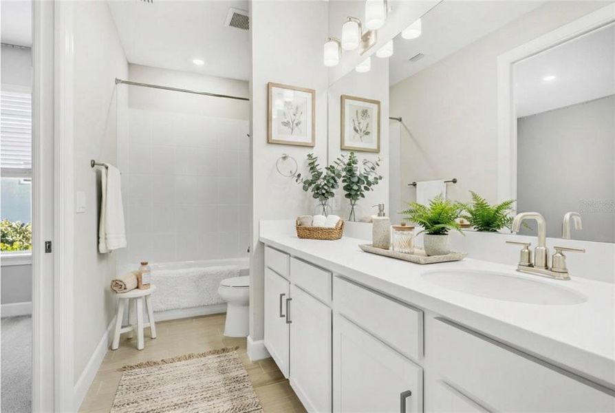 Furnished interior view inside a new home in , Bradenton (Image 18).