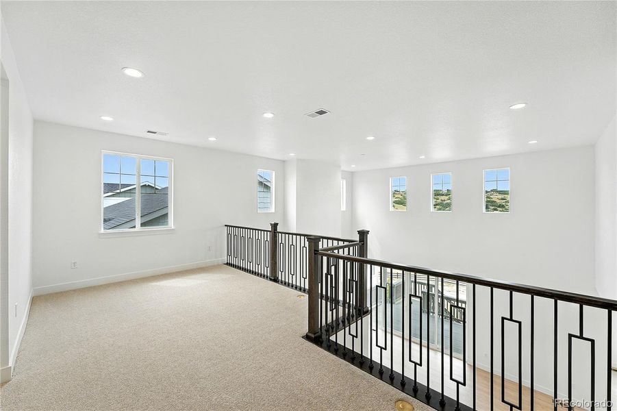 3943 Descent St - Ready Now!