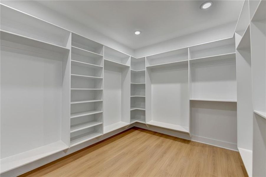 Spacious, unfurnished interior of a new home in , Auburn (Image 44). Spacious, unfurnished interior of a new home in , Auburn (Image 44).