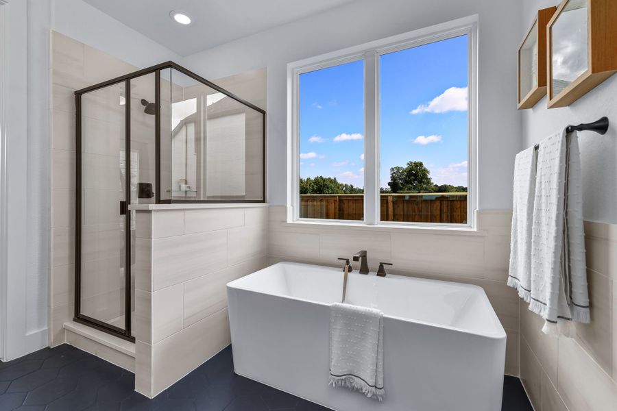 Plan 1148 Main Bathroom Representative Photo