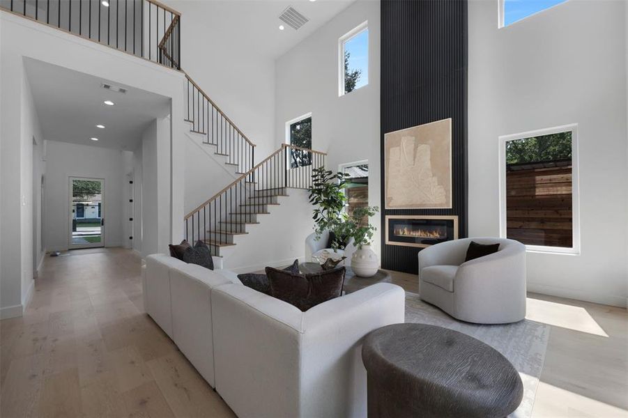 Furnished interior view inside a new home in , Dallas (Image 16).