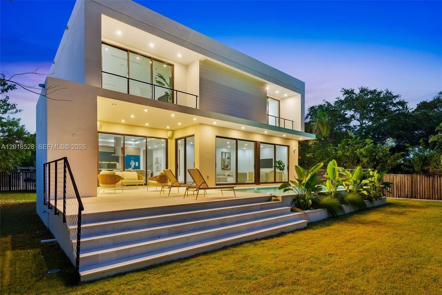 Exterior details and patio area of a home in , North Miami (Image 38).